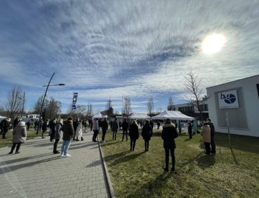 Sehr erfolgreicher Open-Air-Jahresauftakt: Speed-Dating & Campusfeeling an der BA Rhein-Main